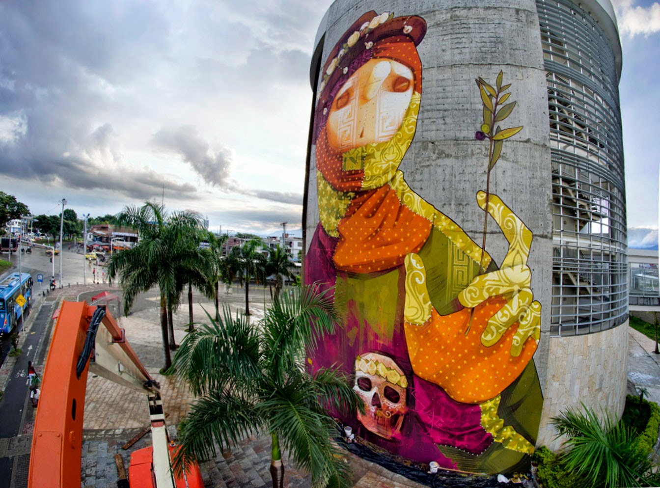StreetArtNews INTI creates a new mural in Cali, Colombia