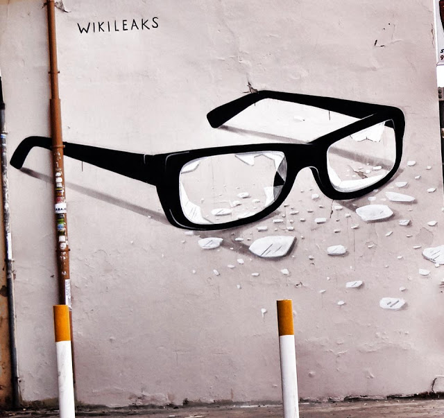 Escif “Wikileaks” New Mural In Valencia, Spain – StreetArtNews
