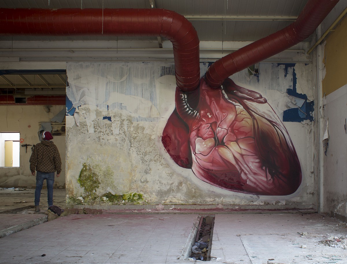 heart graffiti art