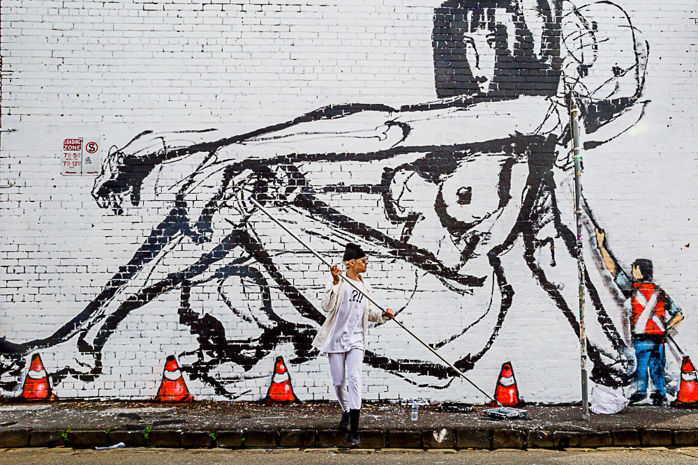 “Capturing the message – protest graffiti and art ” – Photographs by Rennie Ellis and p1xels Artes & contextos exhCreditp1xels 3E7A2205