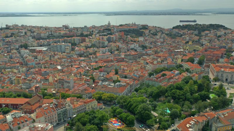 “Balance” BasketBall Court by AKACORLEONE in Lisbon, Portugal ...